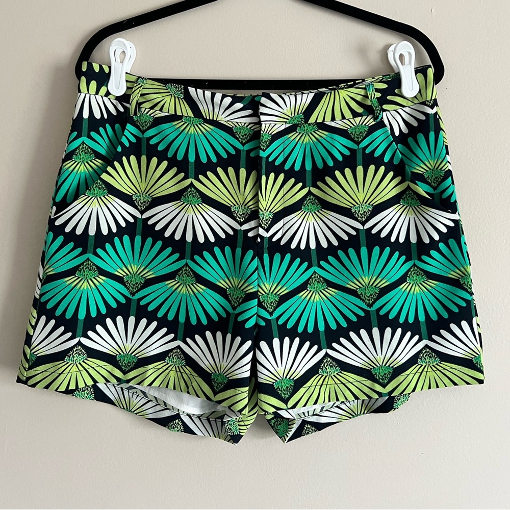 Molly Bracken tropical print shorts NWT size L